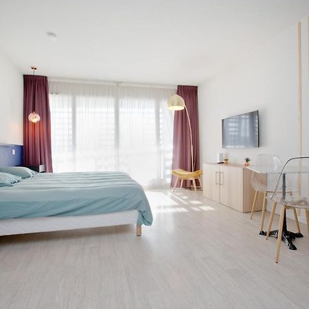 Grand Studio Avec Climatisation, Balcon Proche Gare Centre Ville Lourdes Dış mekan fotoğraf